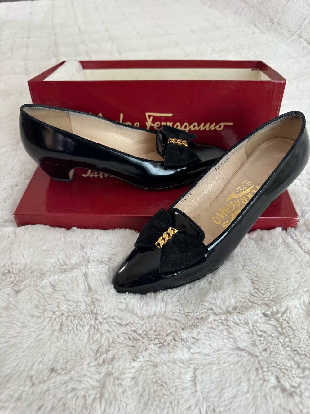 Salvatore Ferragamo Black Patent Leather Bow Pumps with Gold Chain